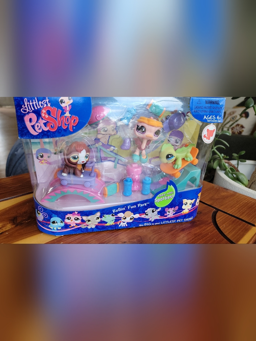 Littlest Pet Shop Rollin' Fun Park #849 Beagle #850 Ostrich #851 Iguana 2008 HTF